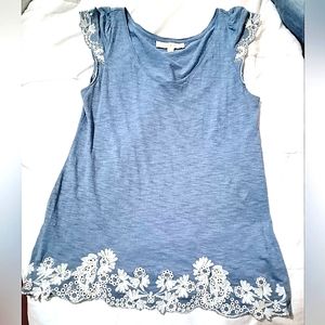 LOFT shirt. Size S. Blue